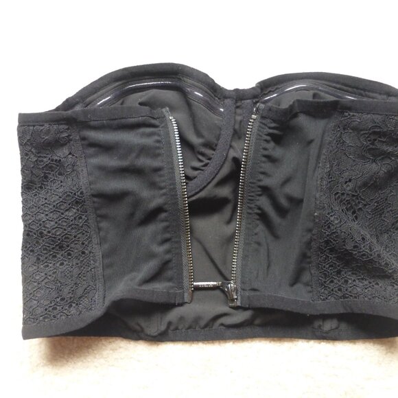 GUESS black floral eyelet pattern bustier top - Picture 4 of 8